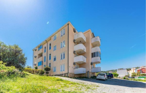 1 Bedroom Amazing Apartment In Okrug Gornji